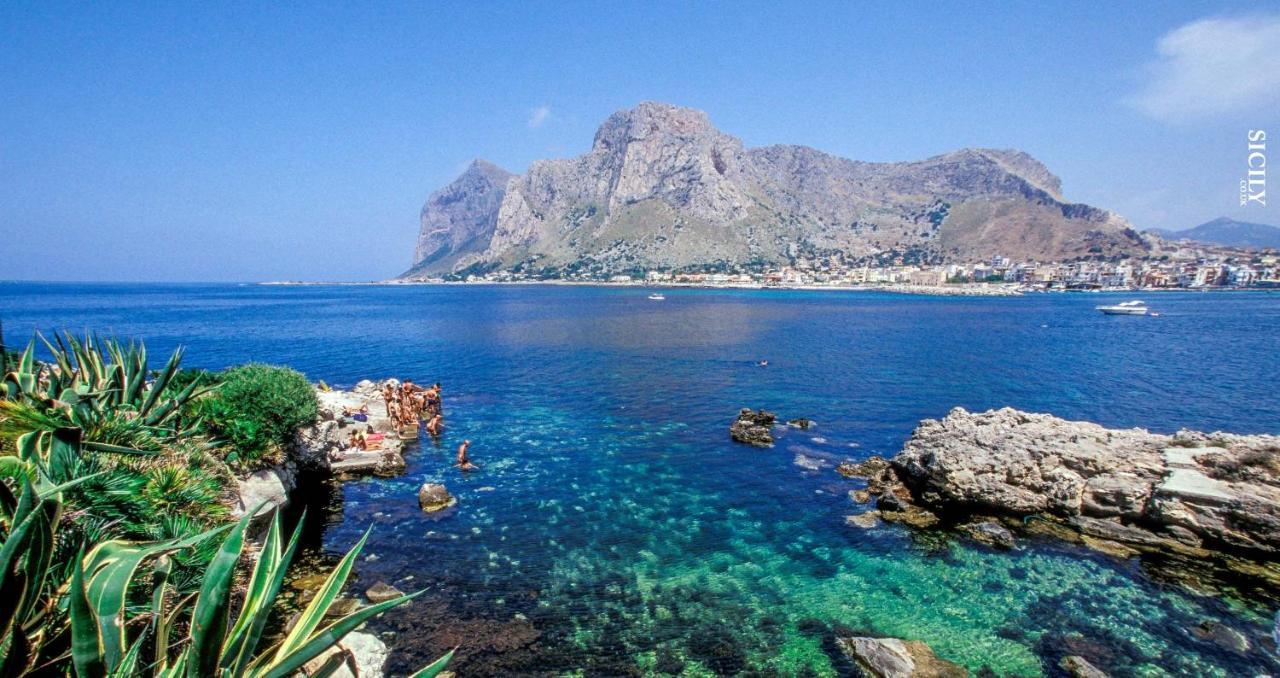 Amati Holidays Palermo Exterior foto